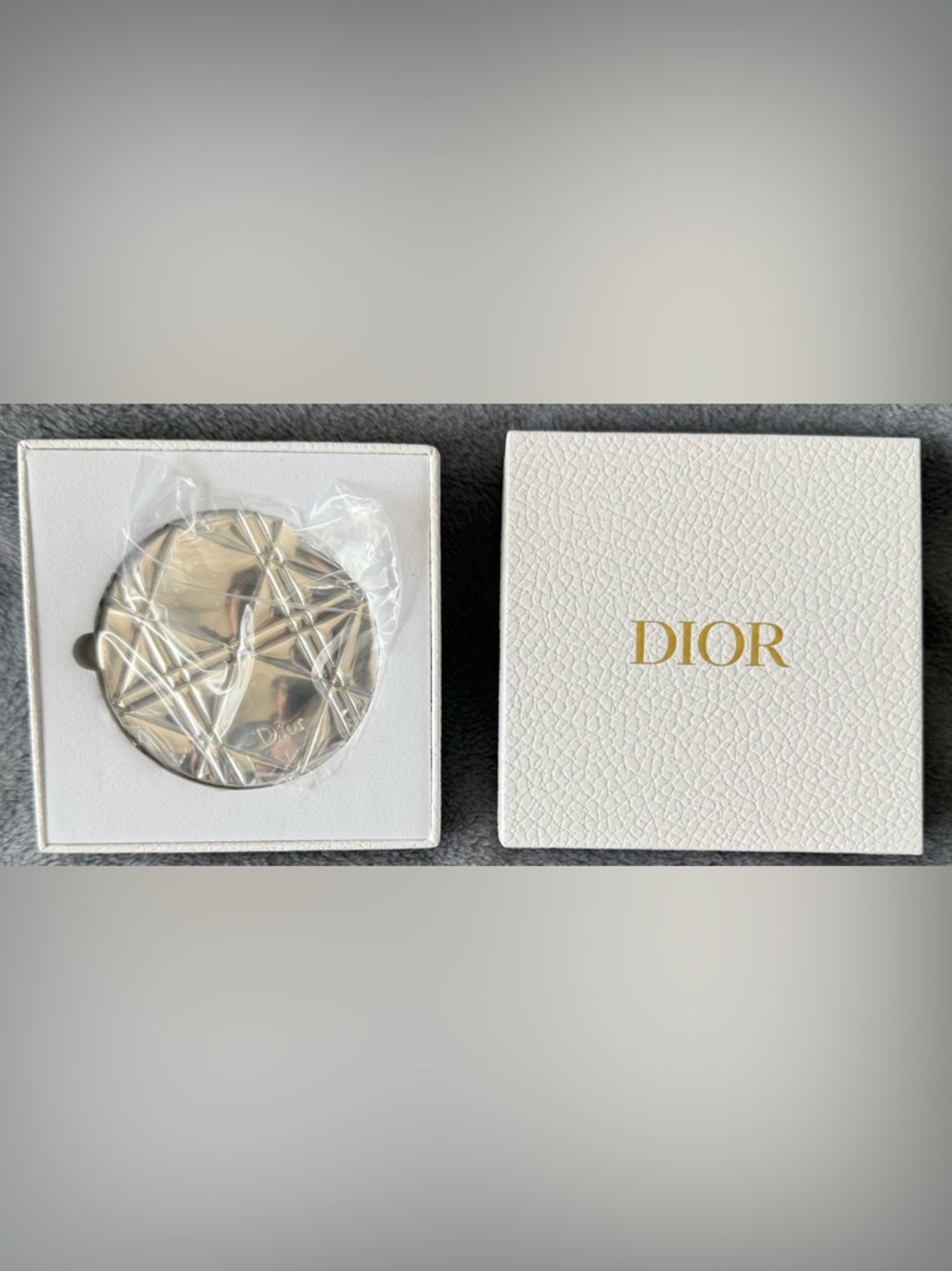 Dior Silver Color Compact Double Mirror with Box, NWT NIB. - Picture 2 of 6